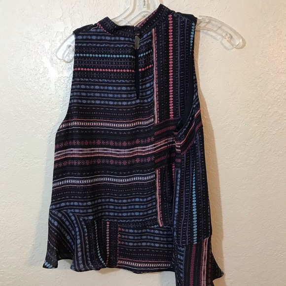 Parker Ruffle overlay top SZ L - Picture 3 of 7